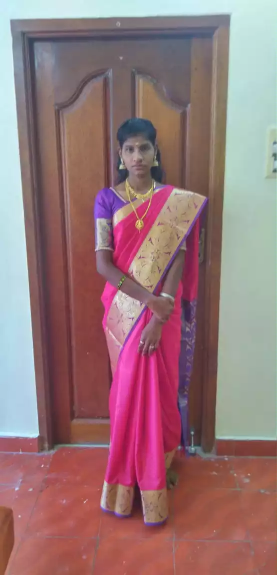 Agamudayar / Arcot / Thuluva Vellala Bride B.A. Economics